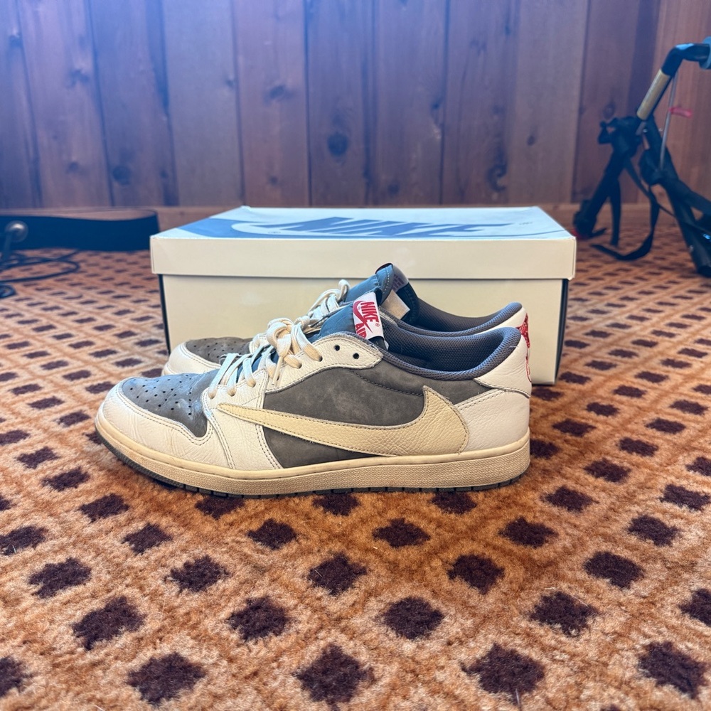 Travis Scott x Air Jordan 1 Retro Low OG ‘Reverse Mocha’ – Size 13